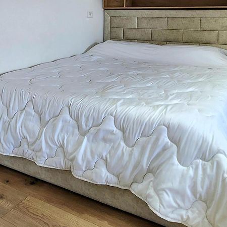 Avalona Apartment 1 Vlorë Εξωτερικό φωτογραφία